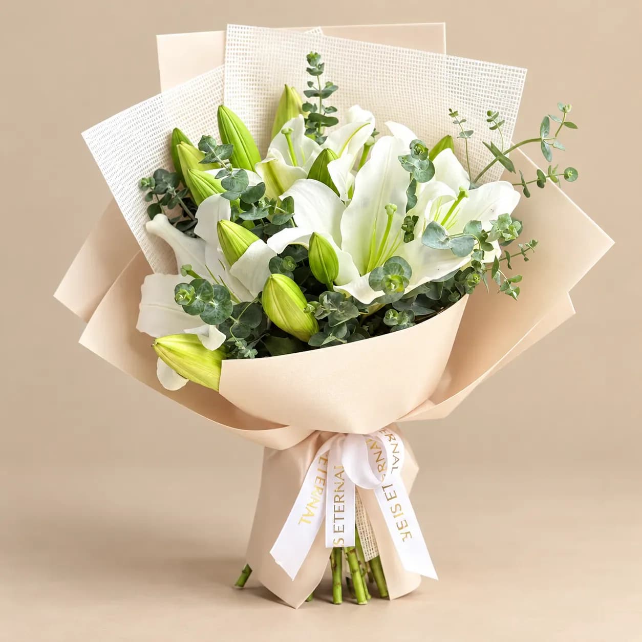 دسته گل لیلیوم سفید فومی — دسته گل لیلیوم سفید فومی