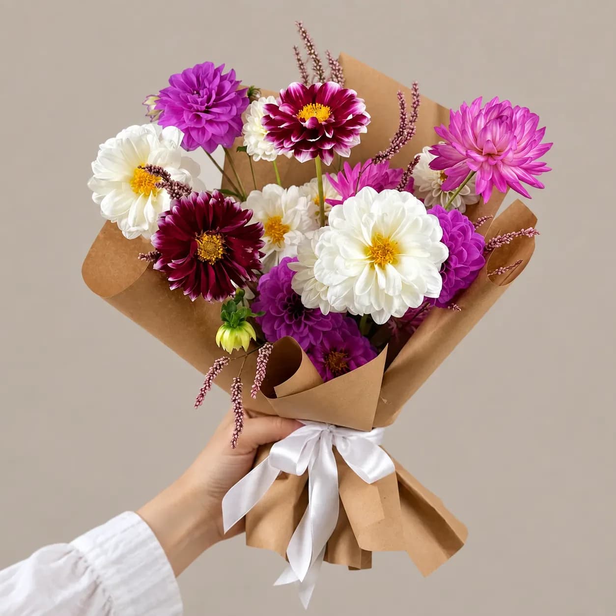 دسته گل دالیا بنفش — دسته گل دالیا بنفش
