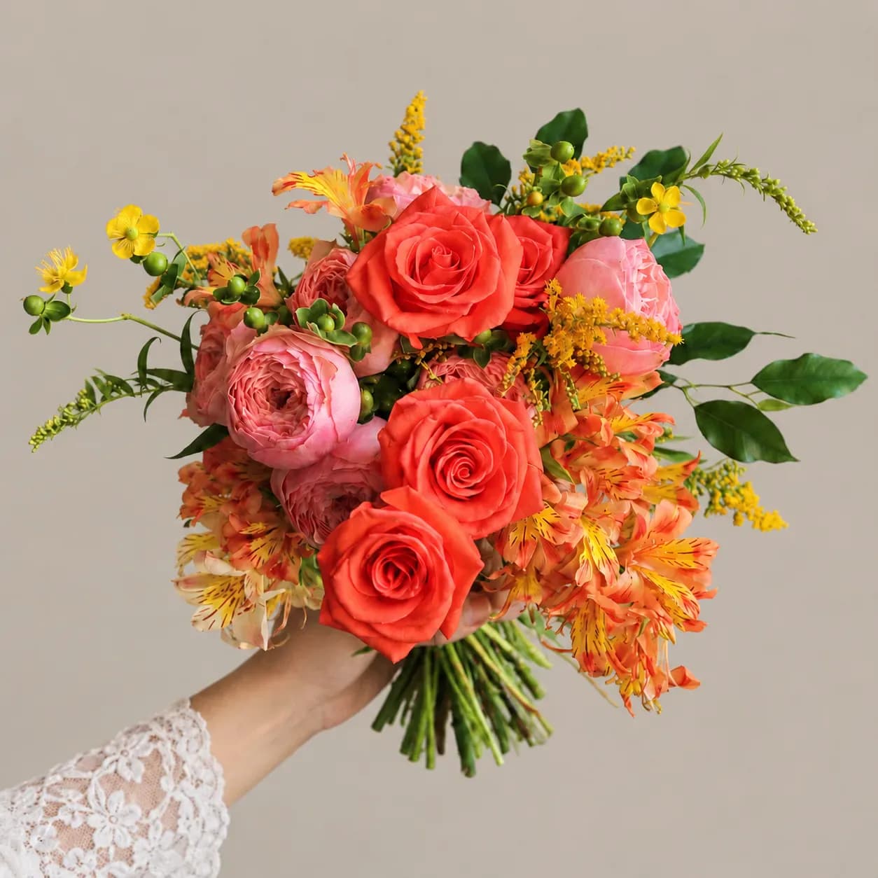 دسته گل عروس نارنجی — دسته گل عروس نارنجی